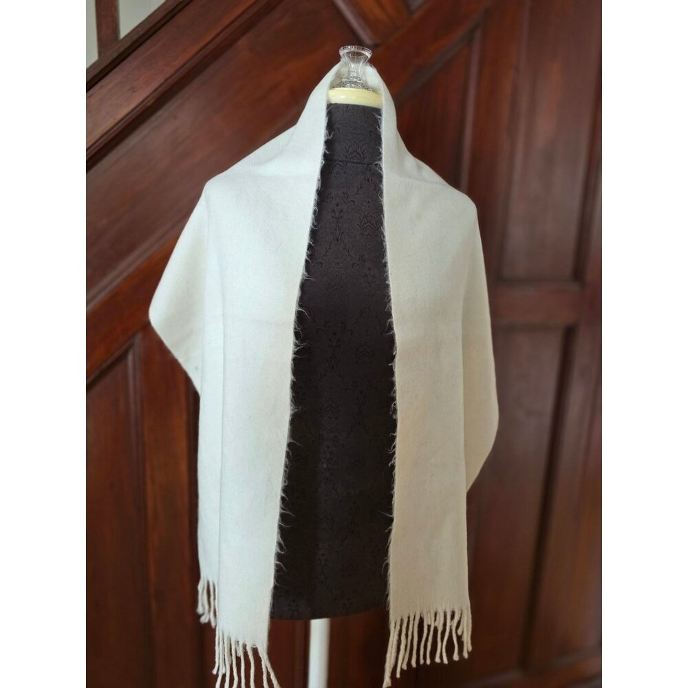 100% Cashmere Ivory Fringe Scarf By Royal Roast